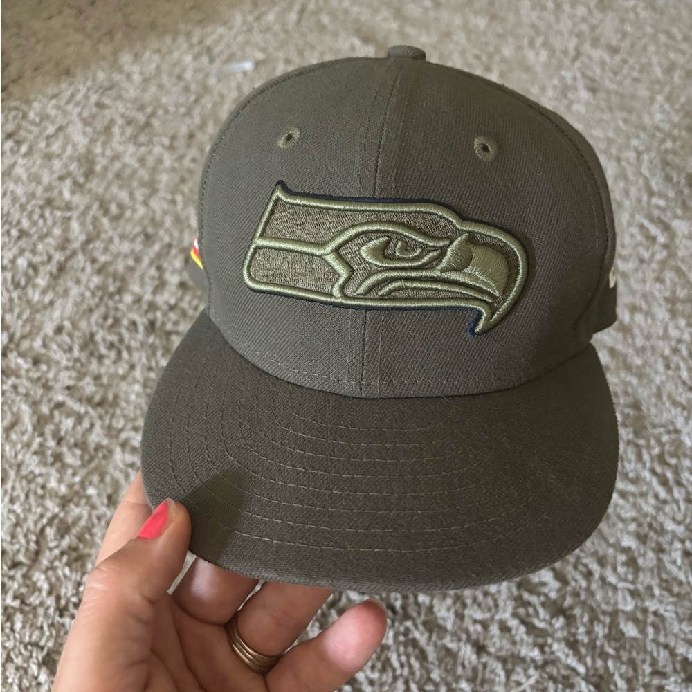 Youth Seattle Seahawks Salute to Service Hat- New!